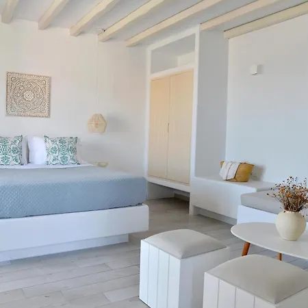 Hotel Mythology & Stelida (Naxos)